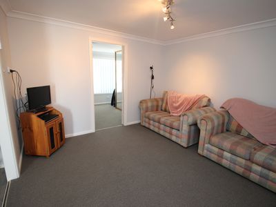 2 / 43 Pur Pur Avenue, Lake Illawarra