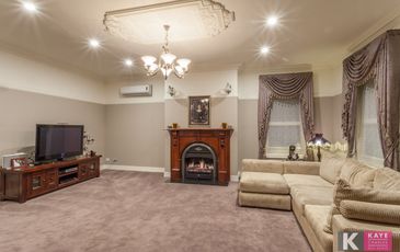15 Roselea Place, Narre Warren North