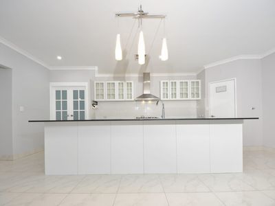 20 Ambleside Parade, Waikiki