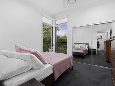 43 Margaret Crescent, Wakerley