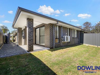 1 / 4 Emerald Close, Medowie