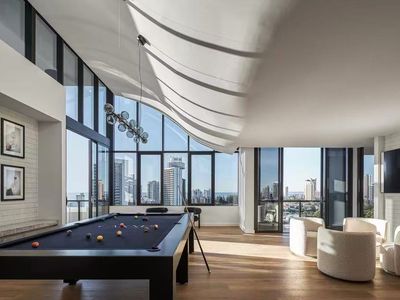 1504 / 15 Cannes Avenue, Surfers Paradise