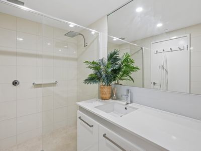 807 / 2 Oldfield Street, Burswood