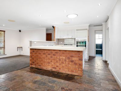 5B Kookynie Close, Hannans