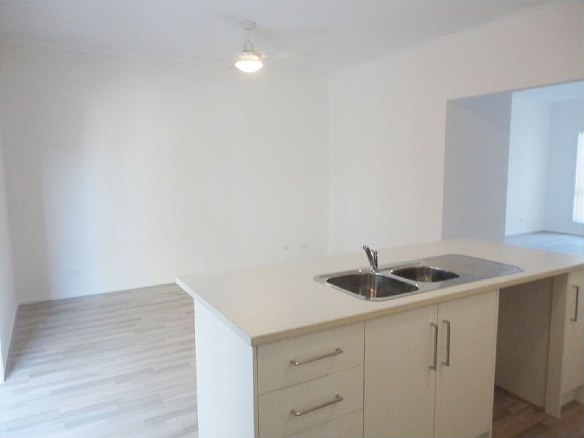 15 / 10 Darby Lane, Mawson Lakes