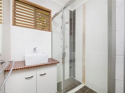 12 Stubbs Road, Woodridge