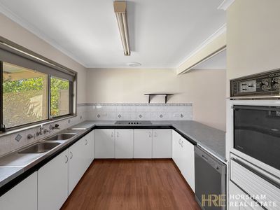 11 Dougherty Street, Horsham