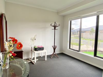 4 Limewood Street, Manor Lakes