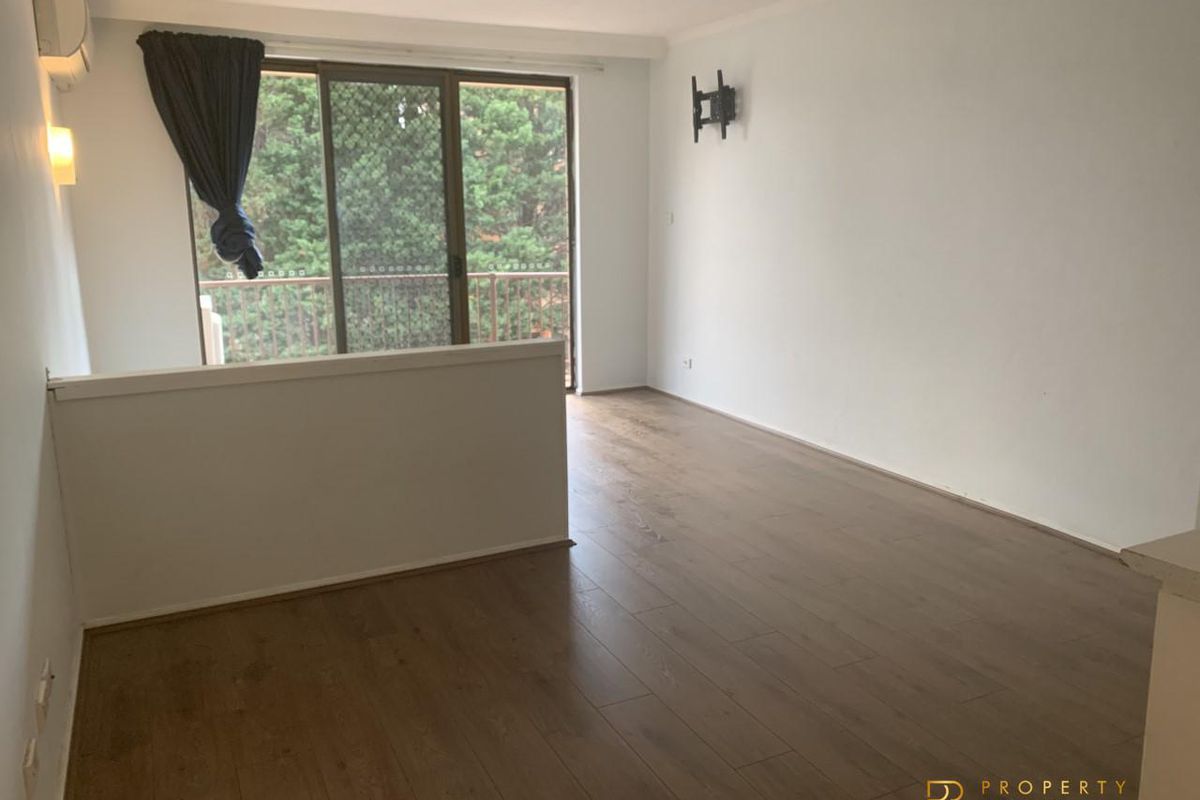 90/75-79 Jersey Street, Hornsby