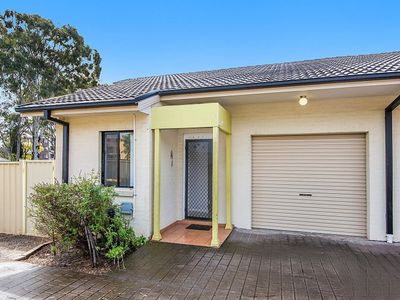 11 / 18-20 Girraween Road, Girraween