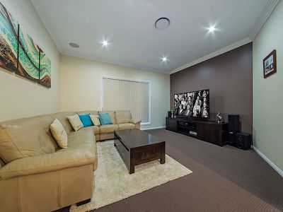 8 Foxwood Circuit, Wakerley