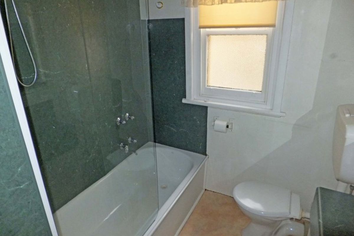 70 Lake Road, Kyabram