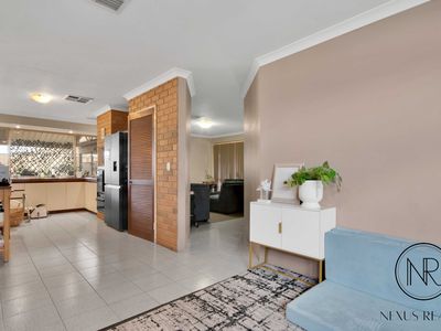 12 Honeyeater Glade, Huntingdale