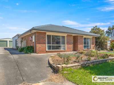 6 Nariel Place, Cranbourne West