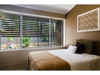 27 Sunrise Avenue, Tewantin