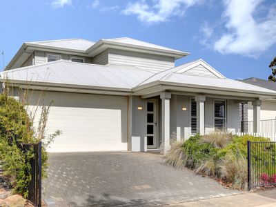 166 Heysen Boulevard, Mount Barker