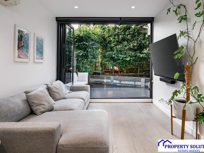 G06 / 25 Trent Street, Glen Iris