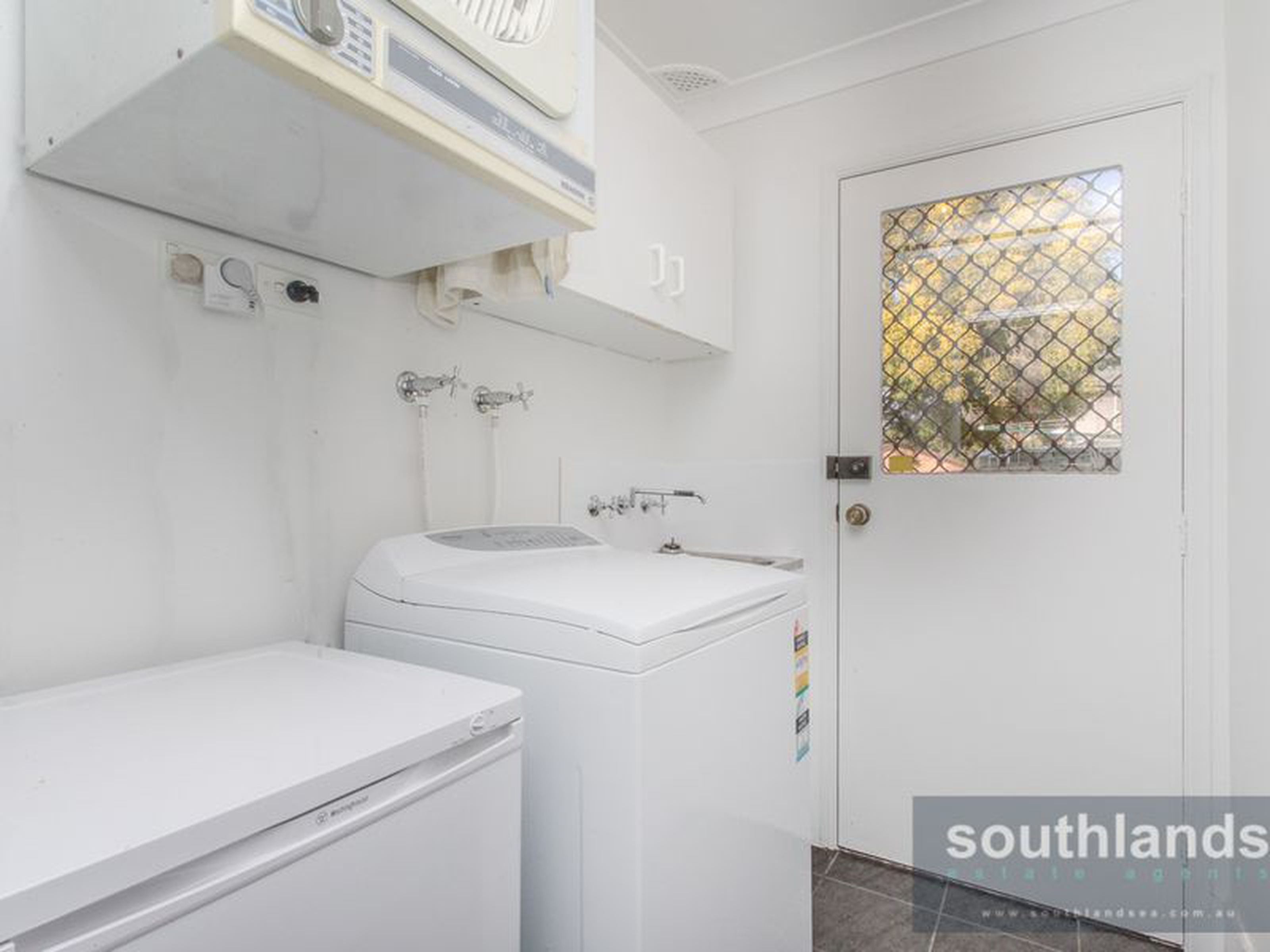 6 Morrel Place, KINGSWOOD