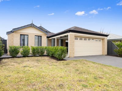 18 Montane Turn, Banksia Grove