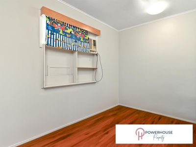 60 River Ave, Mighell