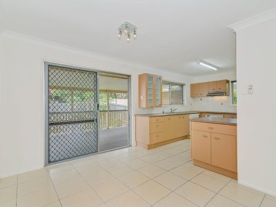 6 Durama Street, Rochedale South
