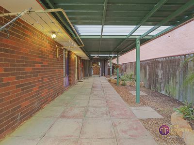 9 Nida Street, Huntingdale