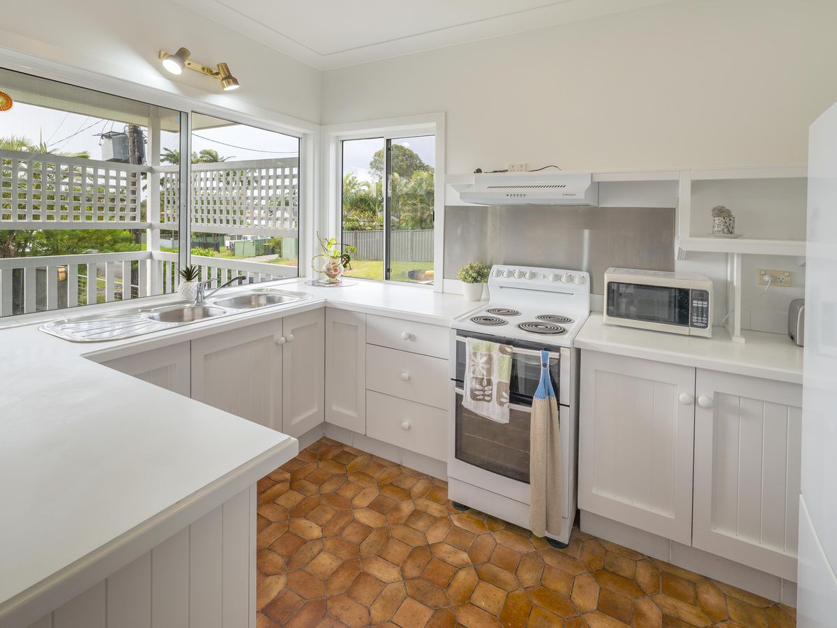89 Diamond Head Drive, Sandy Beach