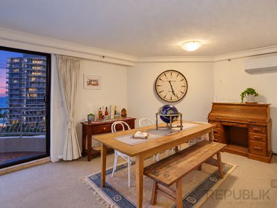 6B / 30 LAYCOCK STREET, Surfers Paradise