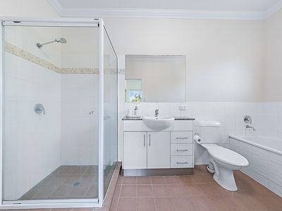 64 / 21 Shute Harbour Rd, Cannonvale