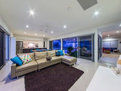 24 Esk Cr, Wakerley
