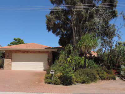 27 Halgania Way, Duncraig