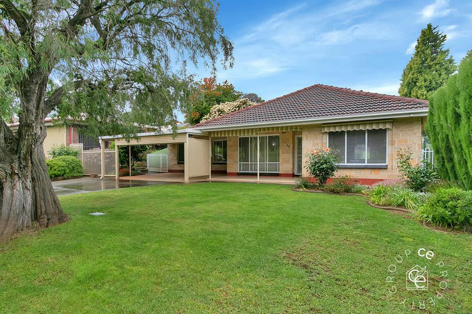 33 Cronulla Drive, Redwood Park