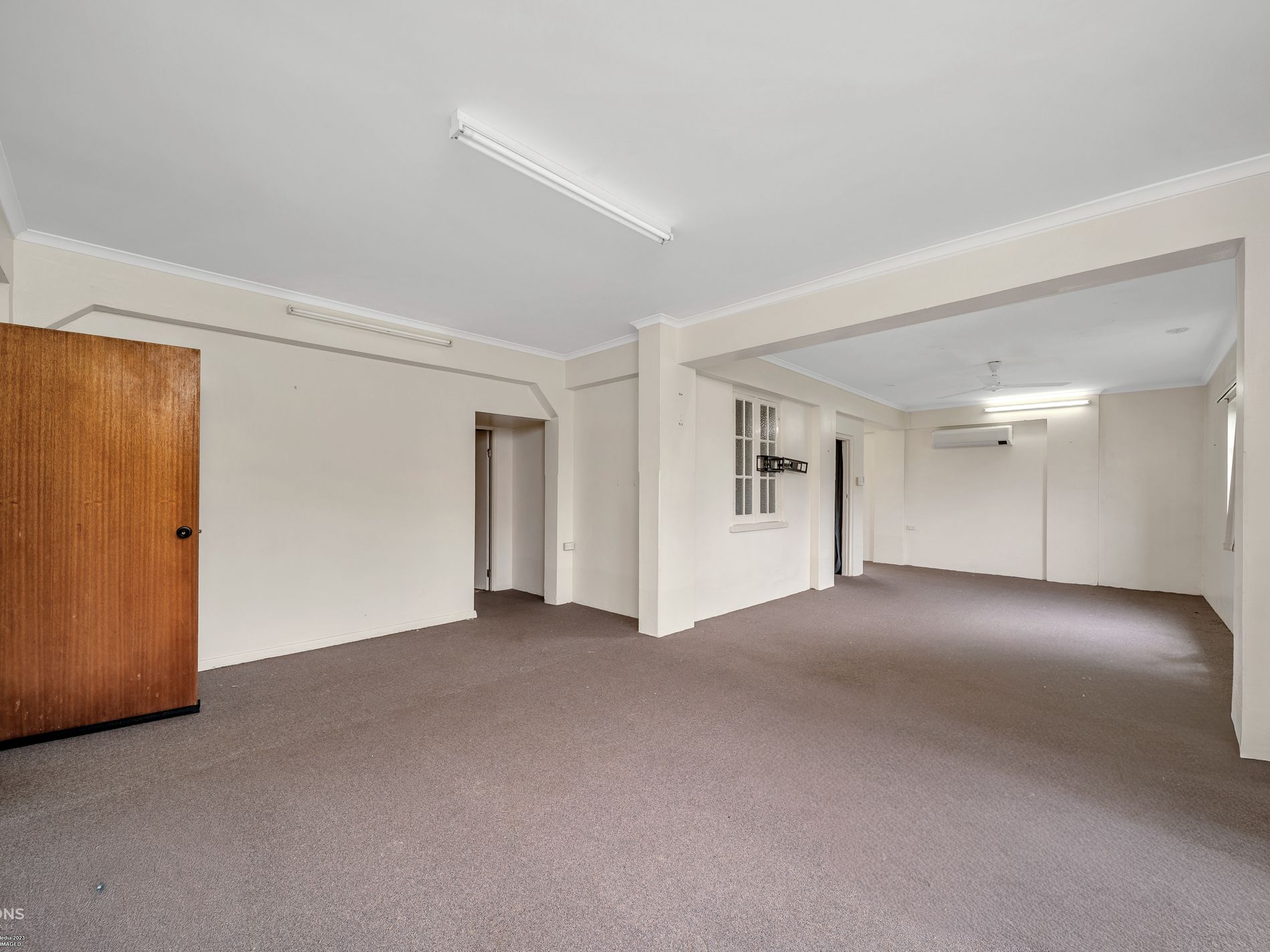 1482 Japoon Road, Germantown