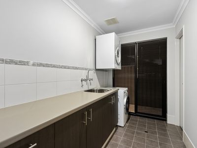 8 Edgar Link, Piara Waters