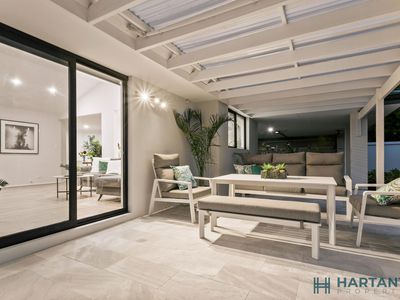 15 Mcgillivray Gardens, Winthrop