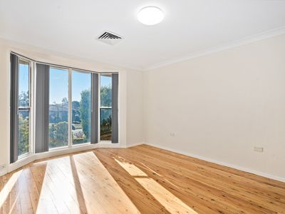10 Malvern Close, St Johns Park