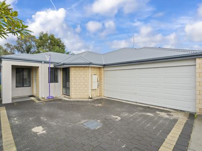 2 / 99 Manning Road, Manning