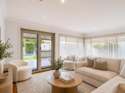 220 Summerlakes Parade, Ballajura