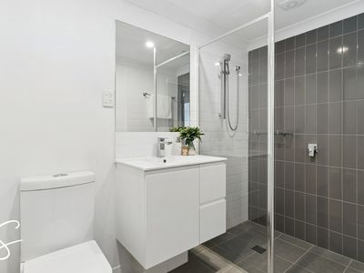 2201 / 18 Comer Street, Coopers Plains