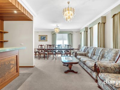 11 Robbs Road, Werribee South