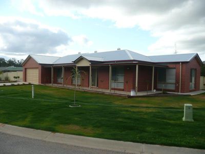 8 Teddys Lane, Barham