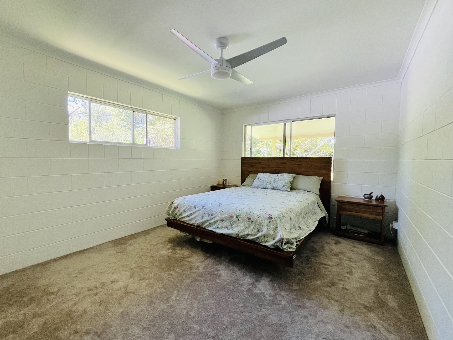 77 Summit Road, Pomona