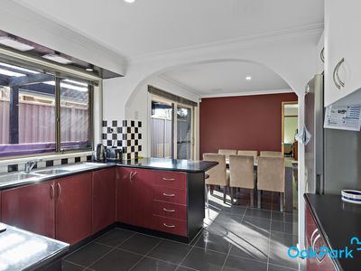 95 Harricks Crescent, Attwood