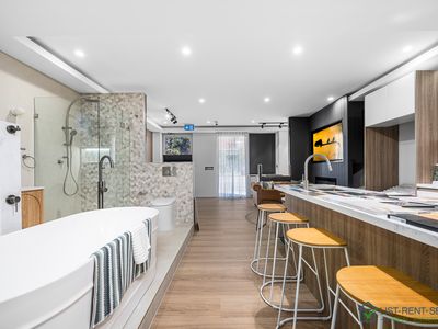 686 Hume Highway, Yagoona