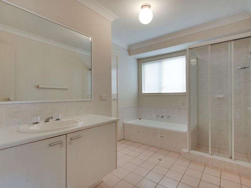 21 Nydeggar Avenue, Glenwood