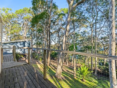 19 Hillcrest Avenue, North Narooma