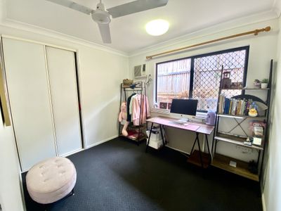 3 Lyndon Close, Bentley Park