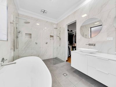 1 Coolibah Avenue, Kensington Gardens