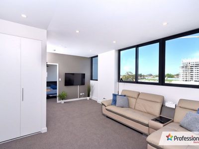 805 / 1 Boys Avenue, Blacktown