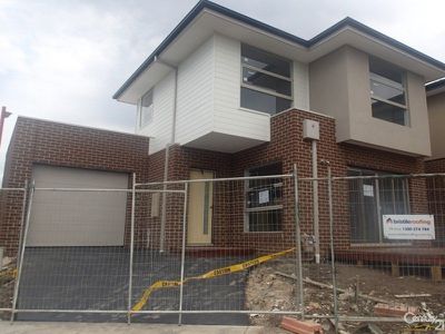 103 Kingdom Drive, Cranbourne